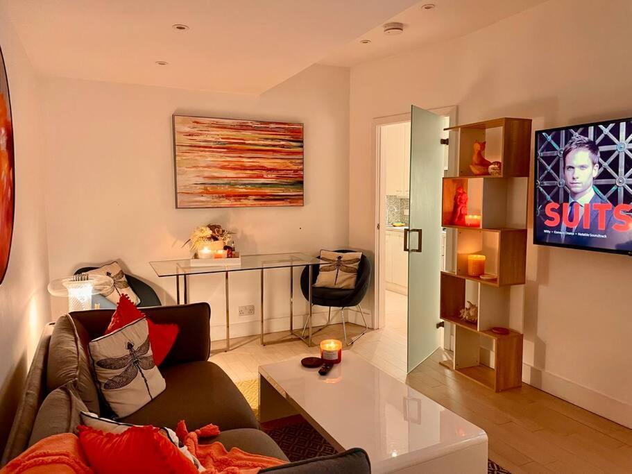 Chelsea Posh Apartment London Bagian luar foto