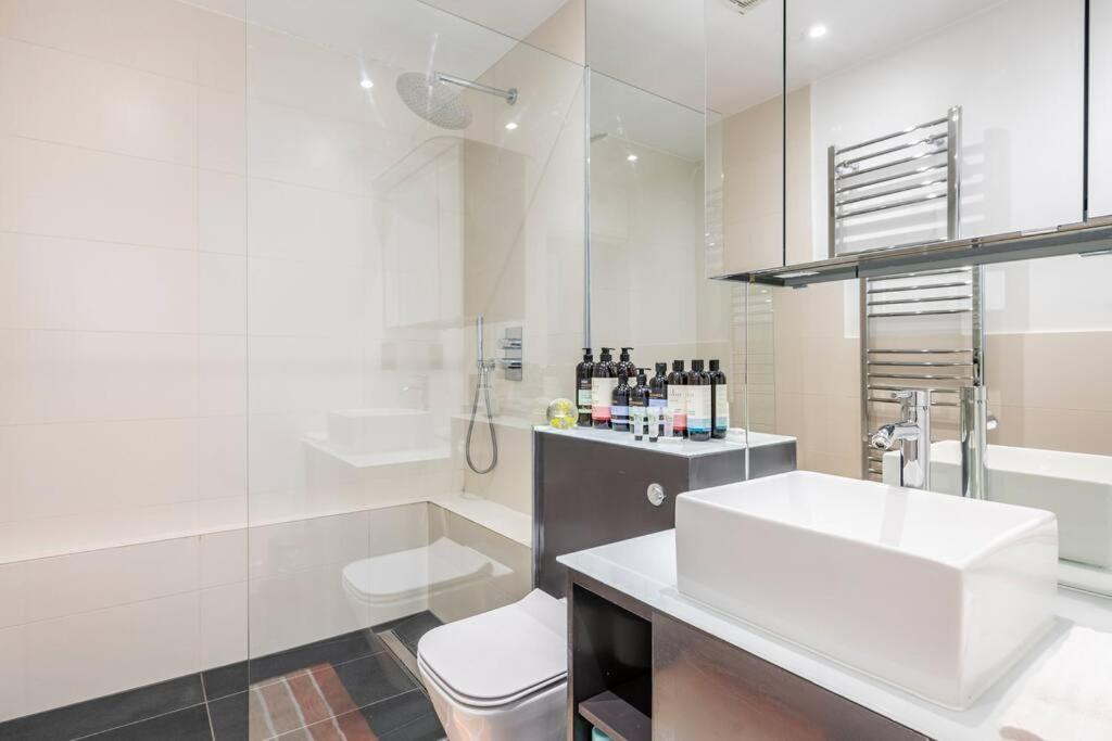 Chelsea Posh Apartment London Bagian luar foto
